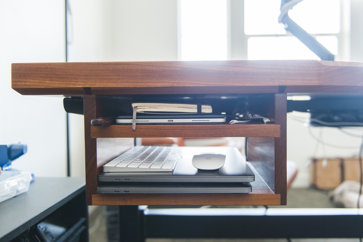 standing-desk-2